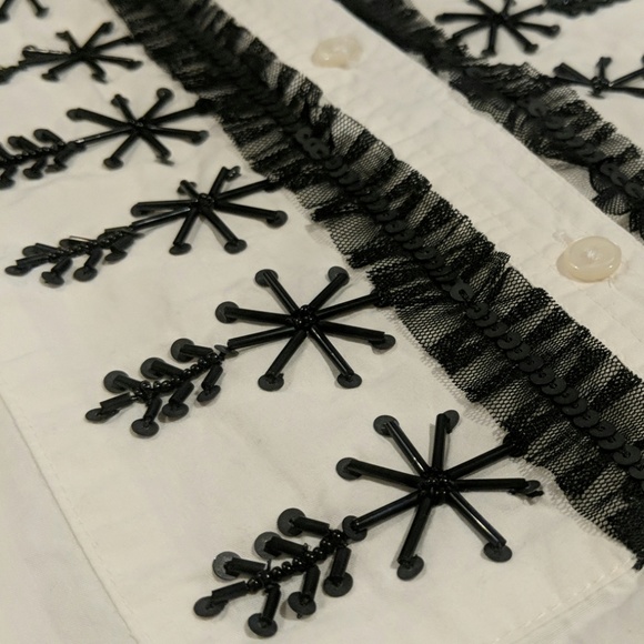 Buy White shirt gets green plaid shirt free - Picture 3 of 5